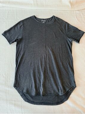 Kayden K Men's Dark Gray Short-Sleeve Crewneck Tee Long-fit